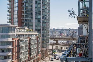 Photo 4: 511 555 ABBOTT Street in Vancouver: Downtown VW Condo for sale in "PARIS PLACE" (Vancouver West)  : MLS®# R2595361