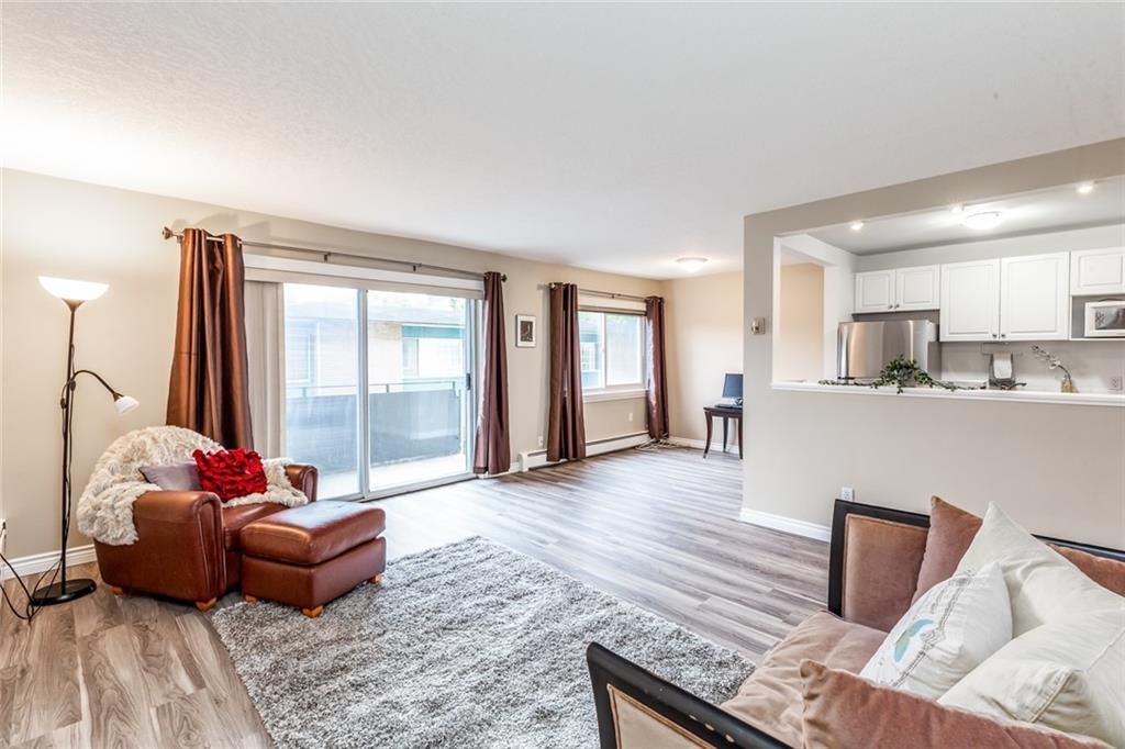 Main Photo: 303 823 ROYAL Avenue SW in Calgary: Lower Mount Royal Apartment for sale : MLS®# A1198770