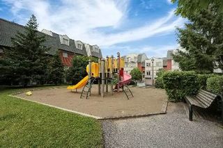 Photo 9: 46 1635 Pickering Parkway in Pickering: Village East Condo for sale : MLS®# E2987242