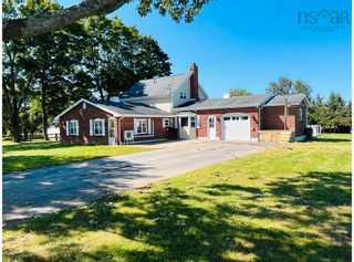 Photo 1: 1449 Lakewood Road in Steam Mill: Kings County Residential for sale (Annapolis Valley)  : MLS®# 202222219