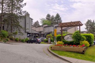 Photo 1: 287 BALMORAL Place in Port Moody: North Shore Pt Moody Townhouse for sale in "BALMORAL PLACE" : MLS®# R2378595