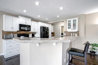 Photo 13: 28 Everbrook Link SW in Calgary: Evergreen Detached for sale : MLS®# A1223723