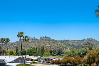 Main Photo: FALLBROOK Manufactured Home for sale : 2 bedrooms : 4650 Dulin Rd