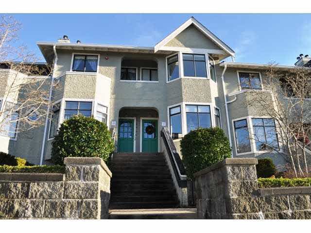 Main Photo: 11 221 ASH STREET in New Westminster: Uptown NW Condo for sale : MLS®# V860086