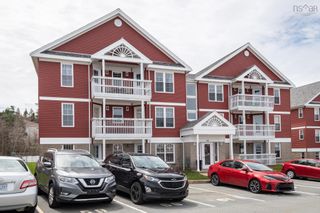 Photo 1: 534 94 Moirs Mill Road in Bedford: 20-Bedford Residential for sale (Halifax-Dartmouth)  : MLS®# 202226928