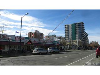 Photo 1: 908 845 Yates St in VICTORIA: Vi Downtown Condo for sale (Victoria)  : MLS®# 707798