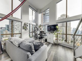 Photo 2: 1112 933 SEYMOUR Street in Vancouver: Downtown VW Condo for sale in "THE SPOT" (Vancouver West)  : MLS®# R2656672