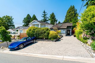 Photo 2: 949 PARKER Street: White Rock House for sale (South Surrey White Rock)  : MLS®# R2793833