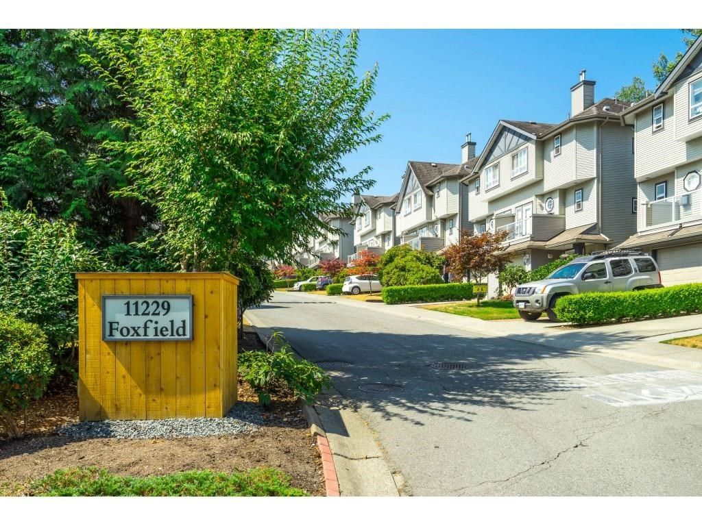 Main Photo: 11 11229 232 Street in Maple Ridge: East Central Townhouse for sale in "FOXFIELD" : MLS®# R2607266