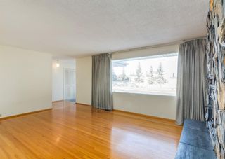 Photo 4: 304 Sackville Drive SW in Calgary: Southwood Detached for sale : MLS®# A1180353