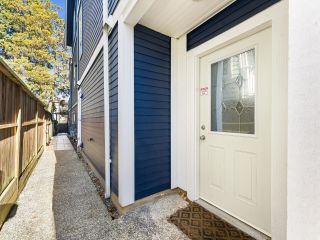 Photo 1: 238 E 15TH Avenue in Vancouver: Mount Pleasant VE Townhouse for sale (Vancouver East)  : MLS®# R2749801