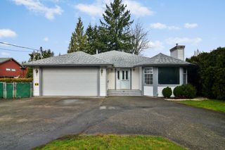 Photo 1: 21663 DEWDNEY TRUNK Road in Maple Ridge: West Central House for sale : MLS®# R2660991