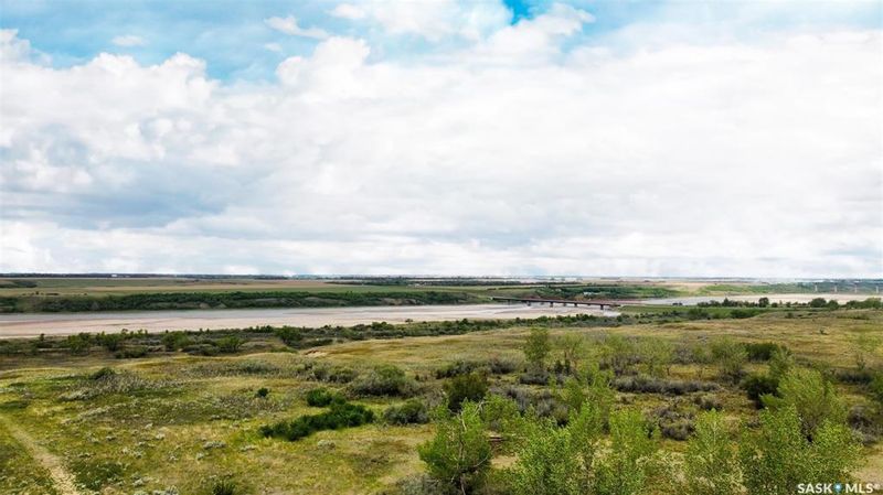 FEATURED LISTING: Outlook Riverview Land Rudy