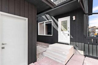 Photo 6: 256 Whiteridge Place NE in Calgary: Whitehorn Semi Detached (Half Duplex) for sale : MLS®# A2132484
