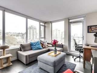 Photo 4: 1605 668 COLUMBIA Street in New Westminster: Quay Condo for sale in "TRAPP & HOLBROOK" : MLS®# R2530723
