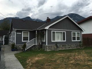 Main Photo: 38373 BUCKLEY Avenue in Squamish: Dentville Land Commercial for sale : MLS®# C8058727