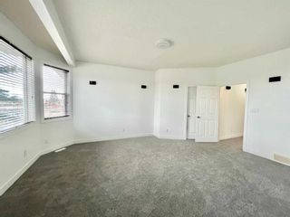 Photo 15: 389 Northmount Drive NW in Calgary: Highwood Semi Detached (Half Duplex) for sale : MLS®# A2121991