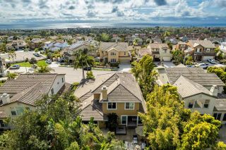 Main Photo: House for sale : 4 bedrooms : 7076 Cordgrass Court in Carlsbad
