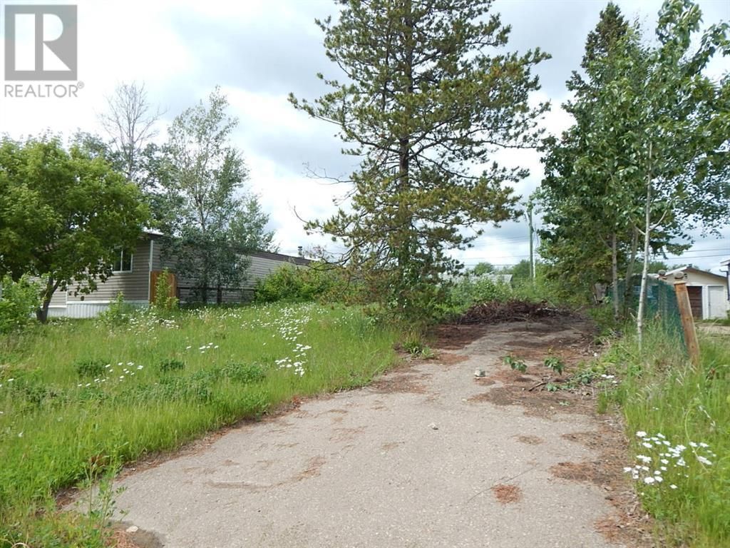 Main Photo: 10210 105 Street in High Level: Vacant Land for sale : MLS®# A1121859