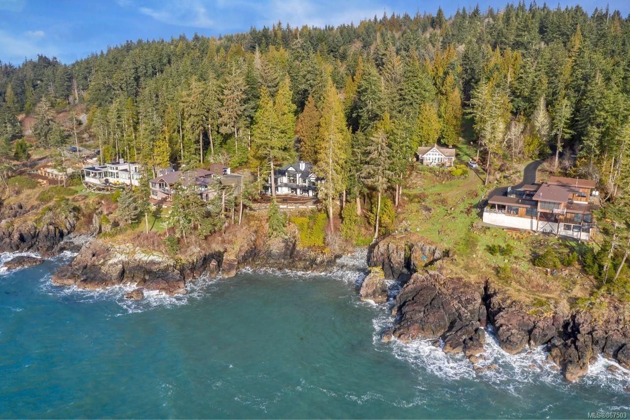 Main Photo: 2470 Lighthouse Point Rd in Sooke: Sk French Beach House for sale : MLS®# 867503