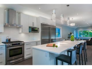 Photo 4: 1630 E 13TH AV in Vancouver: Grandview VE House for sale (Vancouver East)  : MLS®# V1032221