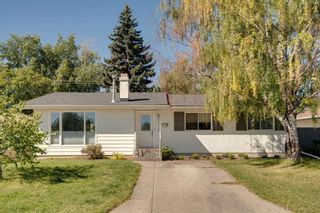Photo 1: 8415 7 Street SW in Calgary: Haysboro Detached for sale : MLS®# A1143809
