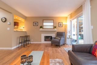 Photo 7: 40 Demos Pl in View Royal: VR Glentana House for sale : MLS®# 867548