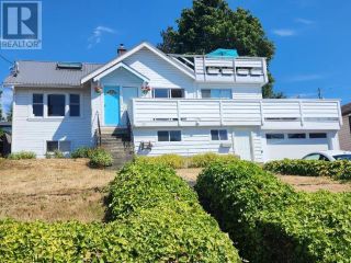 Photo 1: 4516 MARINE AVE in Powell River: House for sale : MLS®# 17499