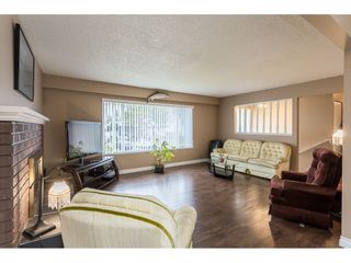 Photo 12: 17816 59 Avenue in Surrey: Cloverdale BC House for sale (Cloverdale)  : MLS®# R2552225