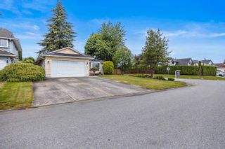Photo 2: 12169 CHERRYWOOD Drive in Maple Ridge: East Central House for sale in "BLOSSOM PARK" : MLS®# R2780791
