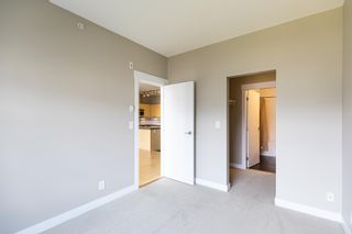 Photo 10: 419 33539 HOLLAND Avenue in Abbotsford: Central Abbotsford Condo for sale in "THE CROSSING" : MLS®# R2690023