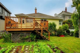Photo 18: 121 Howe St in Victoria: Vi Fairfield West House for sale : MLS®# 842212