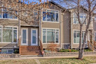 Photo 1: 1304 2 Street NE in Calgary: Crescent Heights Row/Townhouse for sale : MLS®# A2094365