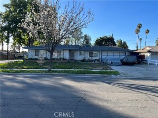 Photo 3: House for sale : 3 bedrooms : 9054 Savoy Street in Riverside