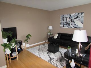 Photo 3: 290 Melbourne Avenue in Winnipeg: East Kildonan Residential for sale (3D)  : MLS®# 202115618