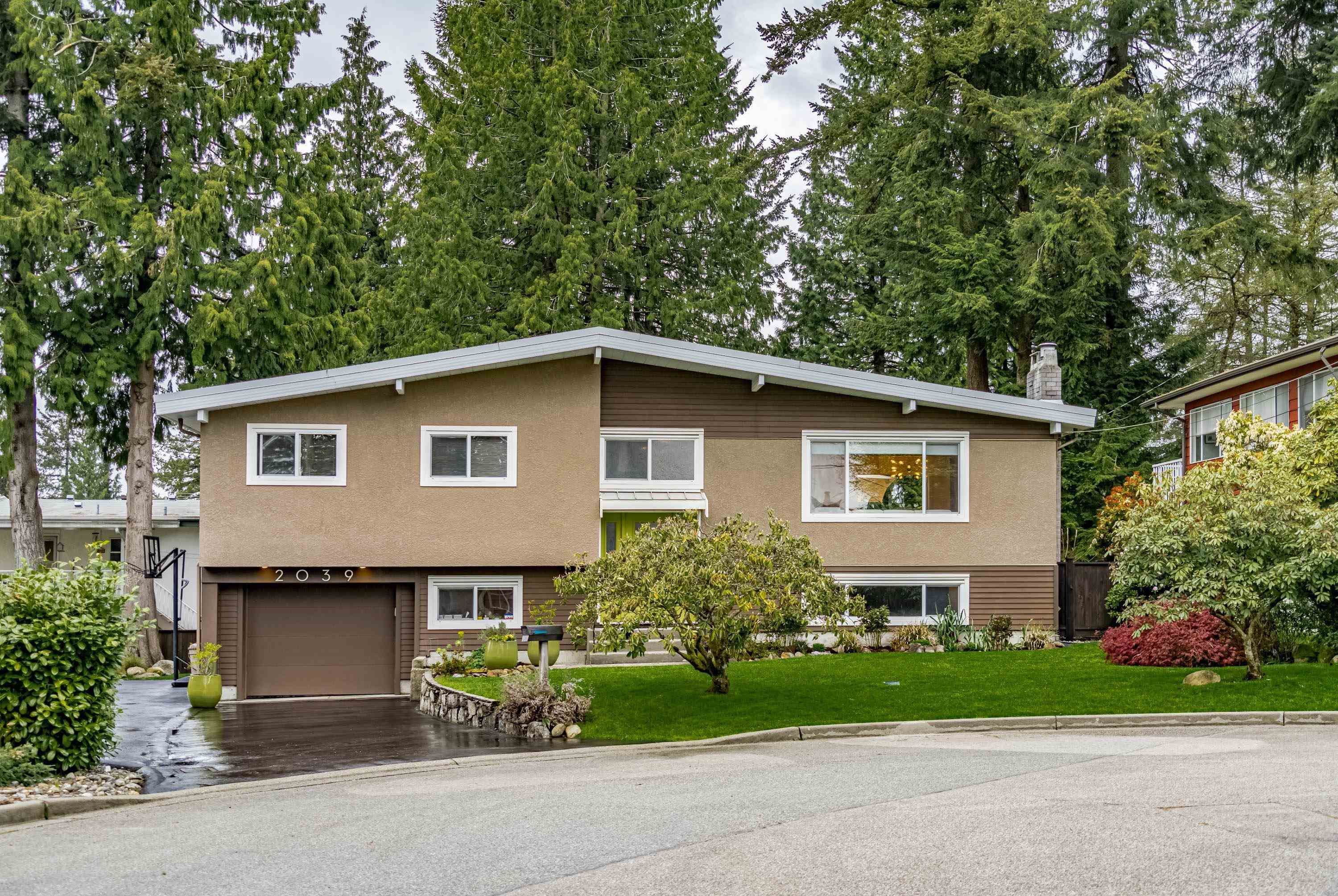 Main Photo: 2039 COMPTON Court in Coquitlam: Central Coquitlam House for sale : MLS®# R2684903