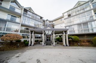 Photo 1: 106 31930 OLD YALE Road in Abbotsford: Abbotsford West Condo for sale in "ROYAL COURT" : MLS®# R2647907