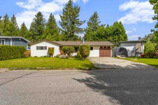 Photo 1: 7951 TEAL Street in Mission: Mission BC House for sale : MLS®# R2581902