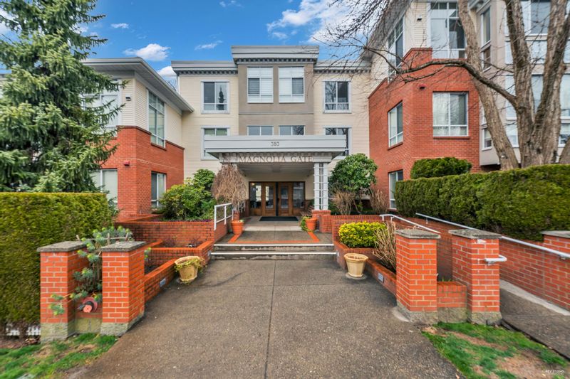 FEATURED LISTING: 516 - 383 37TH Avenue East Vancouver