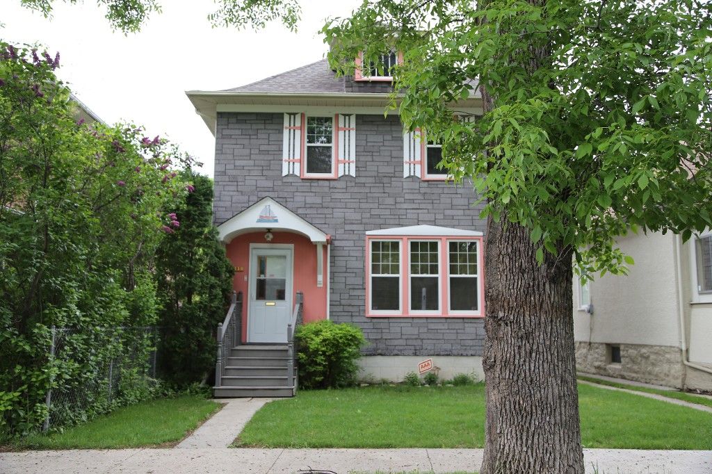 Photo 2: Photos: 205 Aubrey Street in Winnipeg: Wolseley Single Family Detached for sale (West Winnipeg)  : MLS®# 1614389
