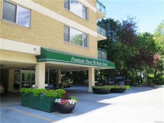 Photo 1: 11C 300 Roslyn Road in Winnipeg: Osborne Village Condominium for sale (1B)  : MLS®# 1818378