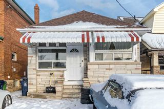 Photo 1: 139 Priscilla Avenue in Toronto: Runnymede-Bloor West Village House (Bungalow) for sale (Toronto W02)  : MLS®# W5910015