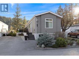 Photo 1: 5371 Princeton Avenue Unit# 29 in Peachland: House for sale : MLS®# 10307797