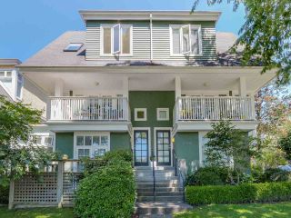 Photo 1: 3 2305 W 10TH AVENUE in Vancouver: Kitsilano Townhouse for sale (Vancouver West)  : MLS®# R2087284