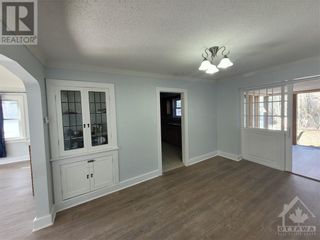 Photo 7: 2952 PRINCE OF WALES DRIVE in Ottawa: House for sale : MLS®# 1374147