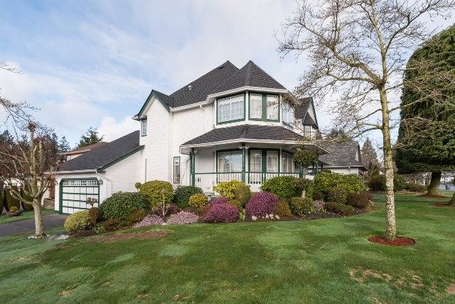 Main Photo: 6209 125 Street in Surrey: Panorama Ridge House for sale in "Boundary Park" : MLS®# R2036006
