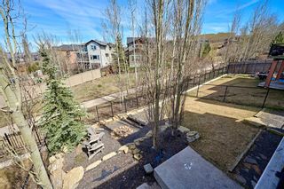 Photo 22: 12 Crestmont Way SW in Calgary: Crestmont Detached for sale : MLS®# A2130928