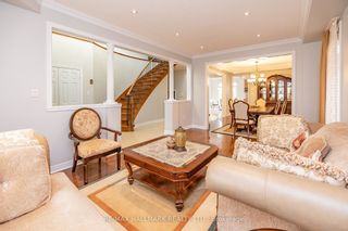 Photo 6: 240 St.Urbain Drive in Vaughan: Vellore Village House (2-Storey) for sale : MLS®# N8441918