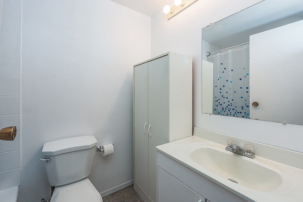 Photo 12: Photos: 104 110 SEVENTH Street in New Westminster: Uptown NW Condo for sale in "Villa Monterey" : MLS®# R2522449