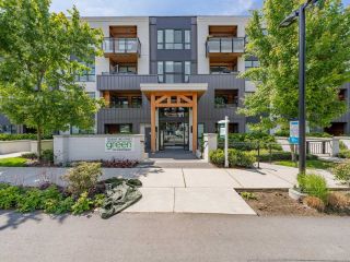 Photo 3: 410 733 E 3RD Street in North Vancouver: Queensbury Condo for sale in "Green on Queensbury" : MLS®# R2699852